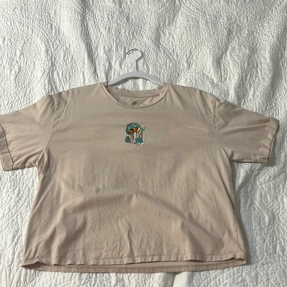 Beige mushroom t-shirt